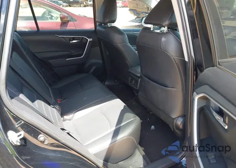 2020 Toyota Rav4 Xle Premium from USA, damaged, VIN 2T3C1RFV2LC063054